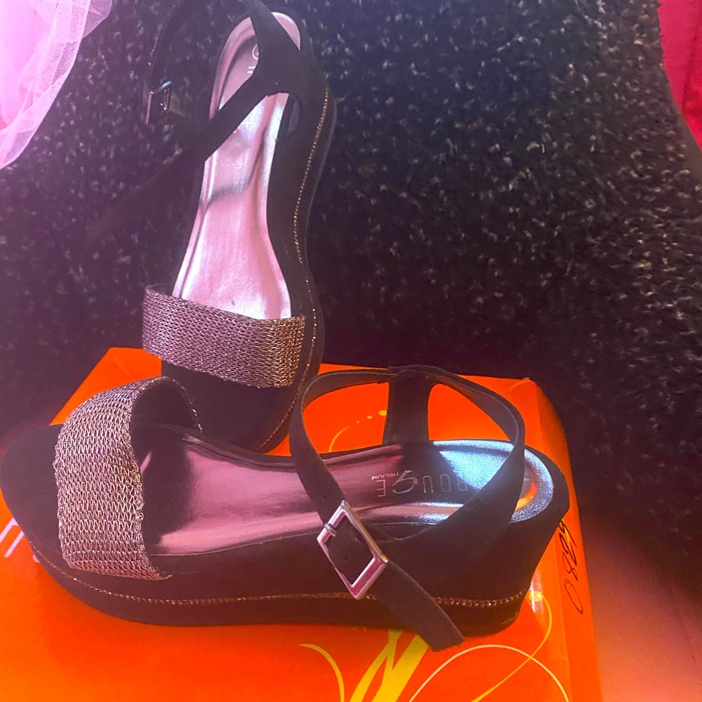Rouge sandals black and a hint of bling silver